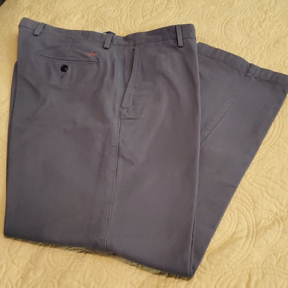 DOCKERS PACIFIC COLLECTION Men's jeans. Blue,Size 38X32